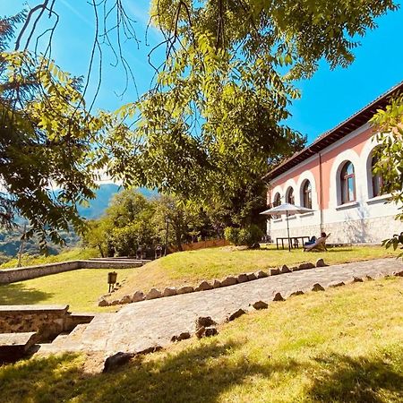 Apartamentos Rurales "Les Escueles De Collia" Esterno foto