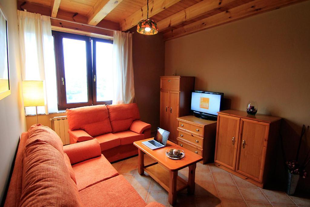 Apartamentos Rurales "Les Escueles De Collia" Camera foto