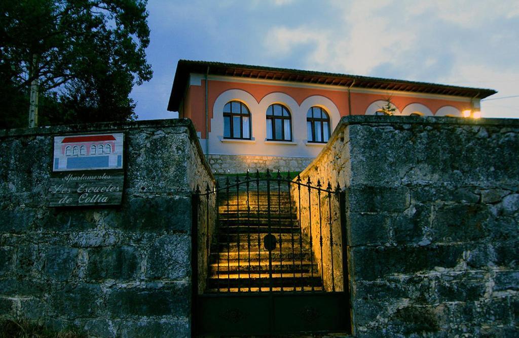 Apartamentos Rurales "Les Escueles De Collia" Esterno foto