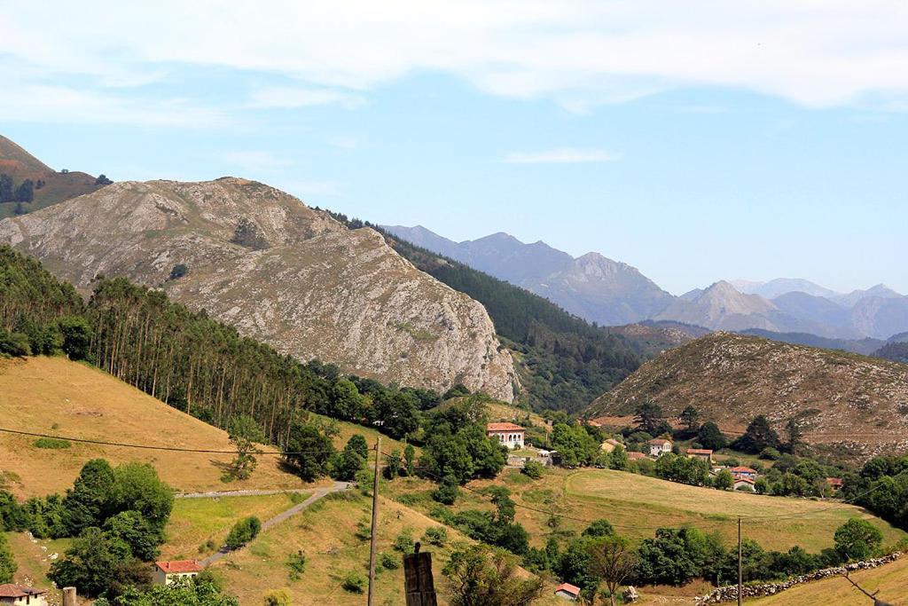 Apartamentos Rurales "Les Escueles De Collia" Esterno foto
